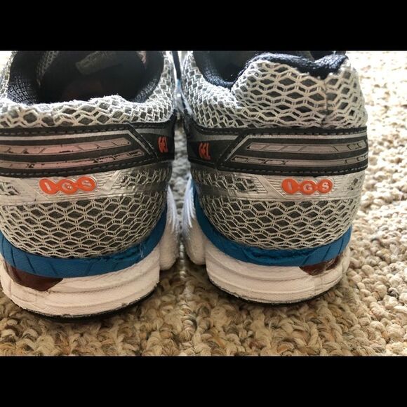 Nice athletic shoes by  ASICS size 101/2 - Picture 2 of 6